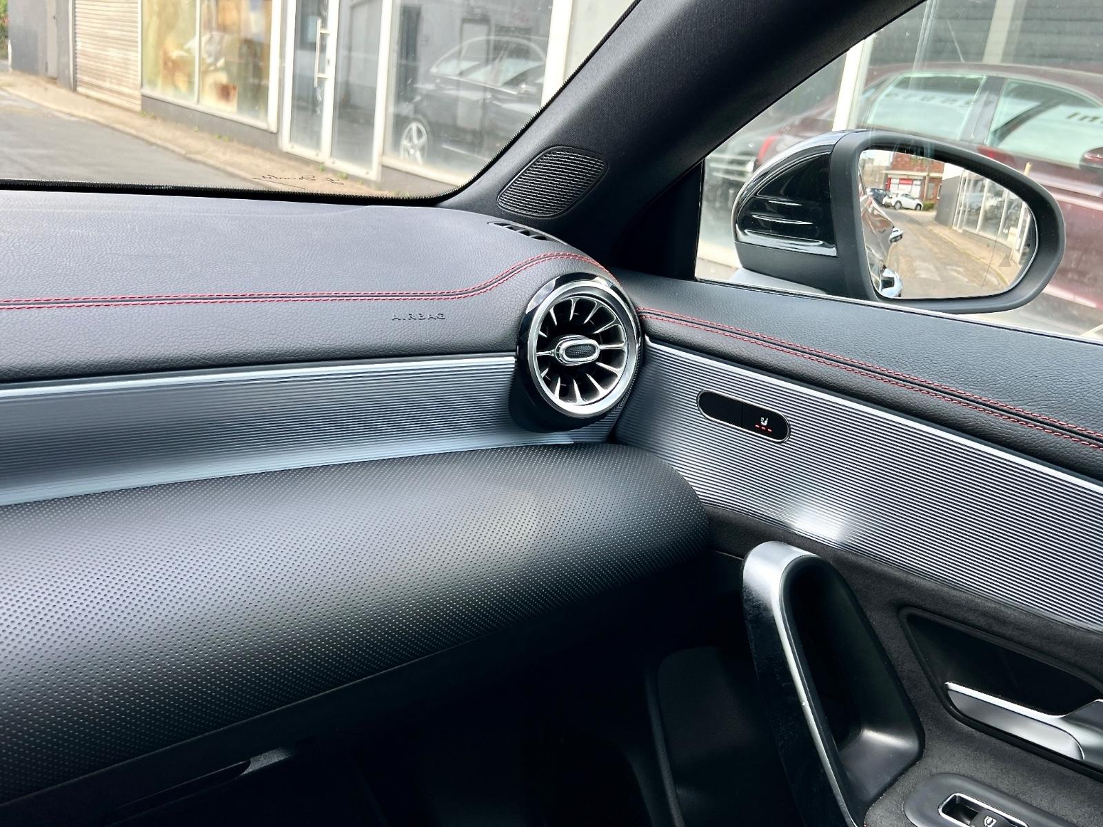 Mercedes-Benz CLA 35 AMG SB 4MATIC DCT*DISTRONIC*PANORAMA*