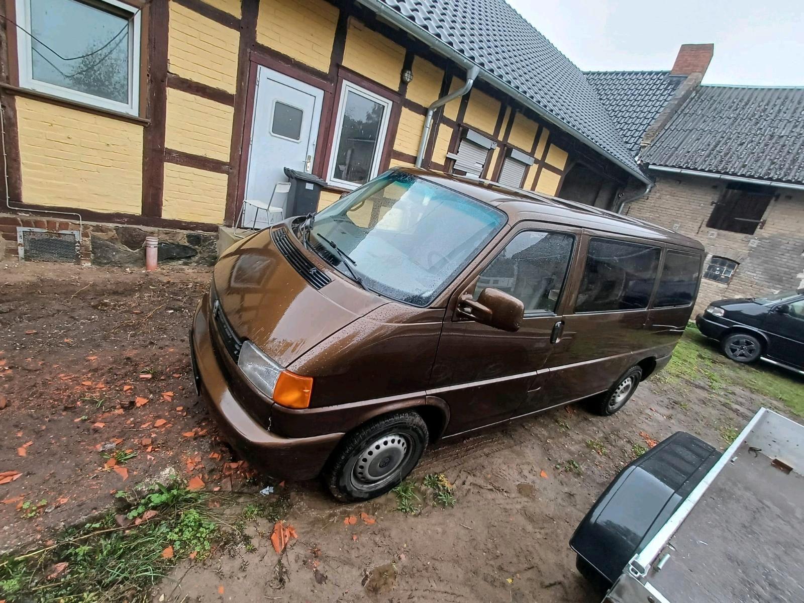 Volkswagen T4 Caravelle