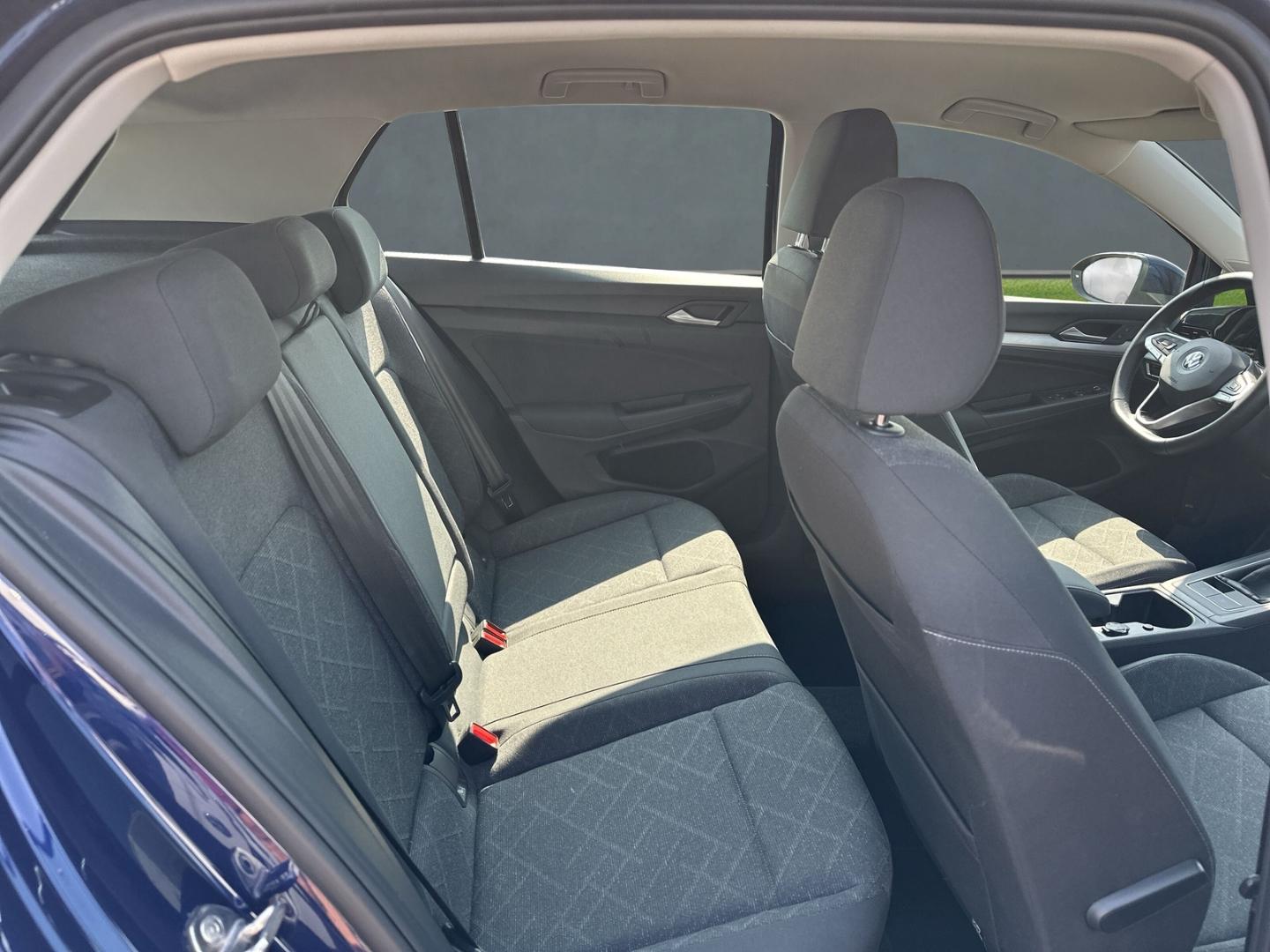 Volkswagen Golf VIII 1.0 TSI Life Navi Digitales Cockpit LE, миниатюра 10