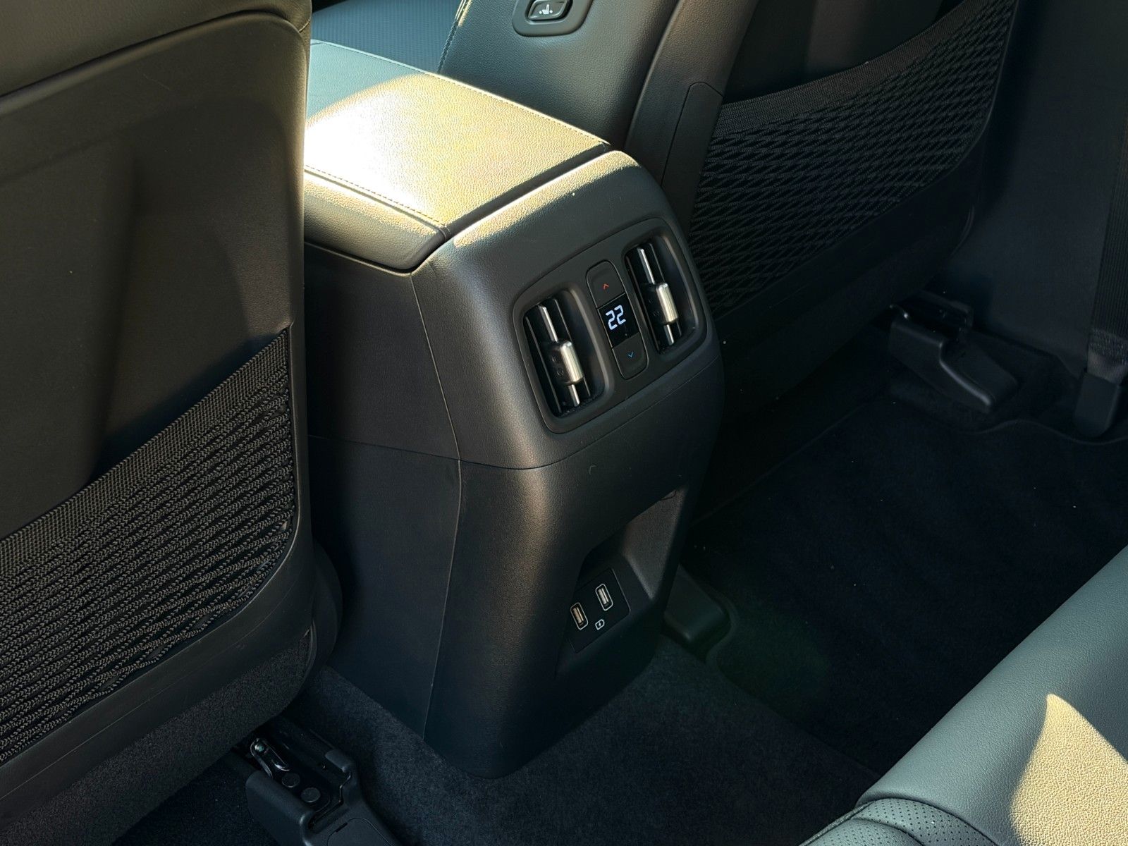 Fahrzeugabbildung Hyundai Tucson 1.6 GDI Prime PHEV 4WD Pano. ACC 360°