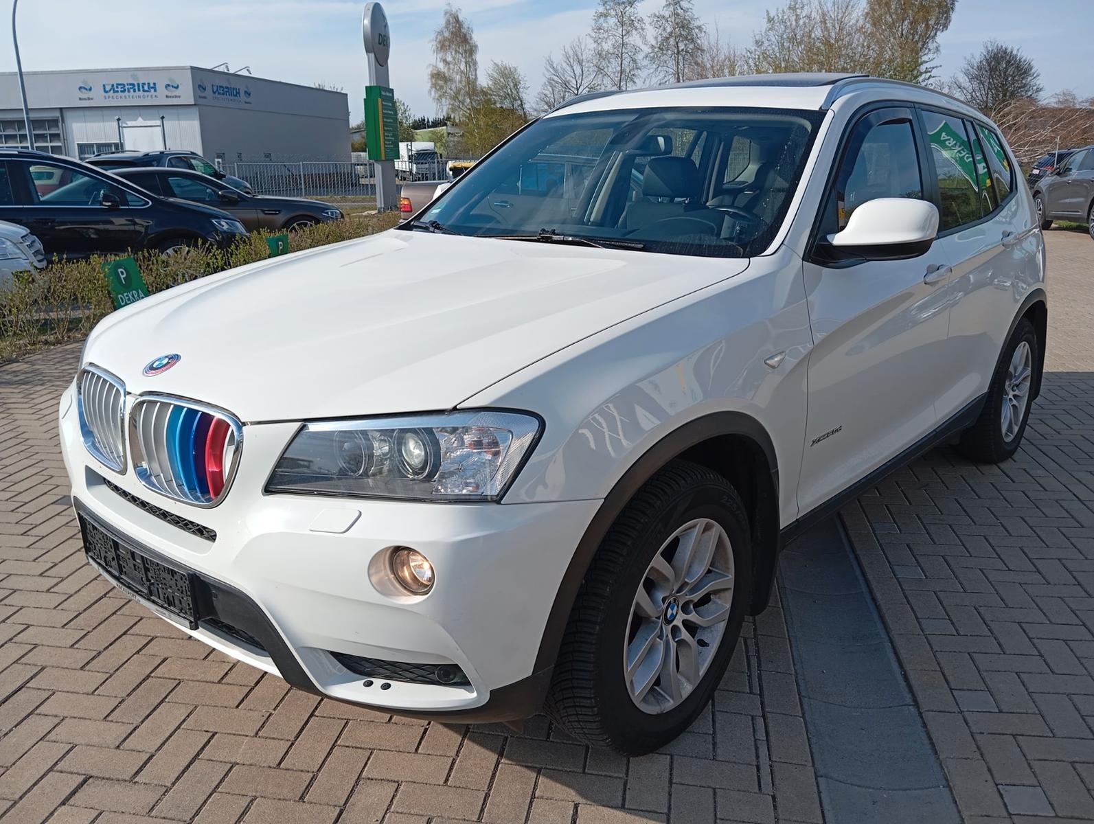 BMW X3 xDrive 20 d,Xenon,AHK,Navi,Panorama,TÜV/SERVN