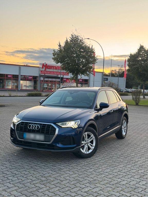 Image of Audi Q3
