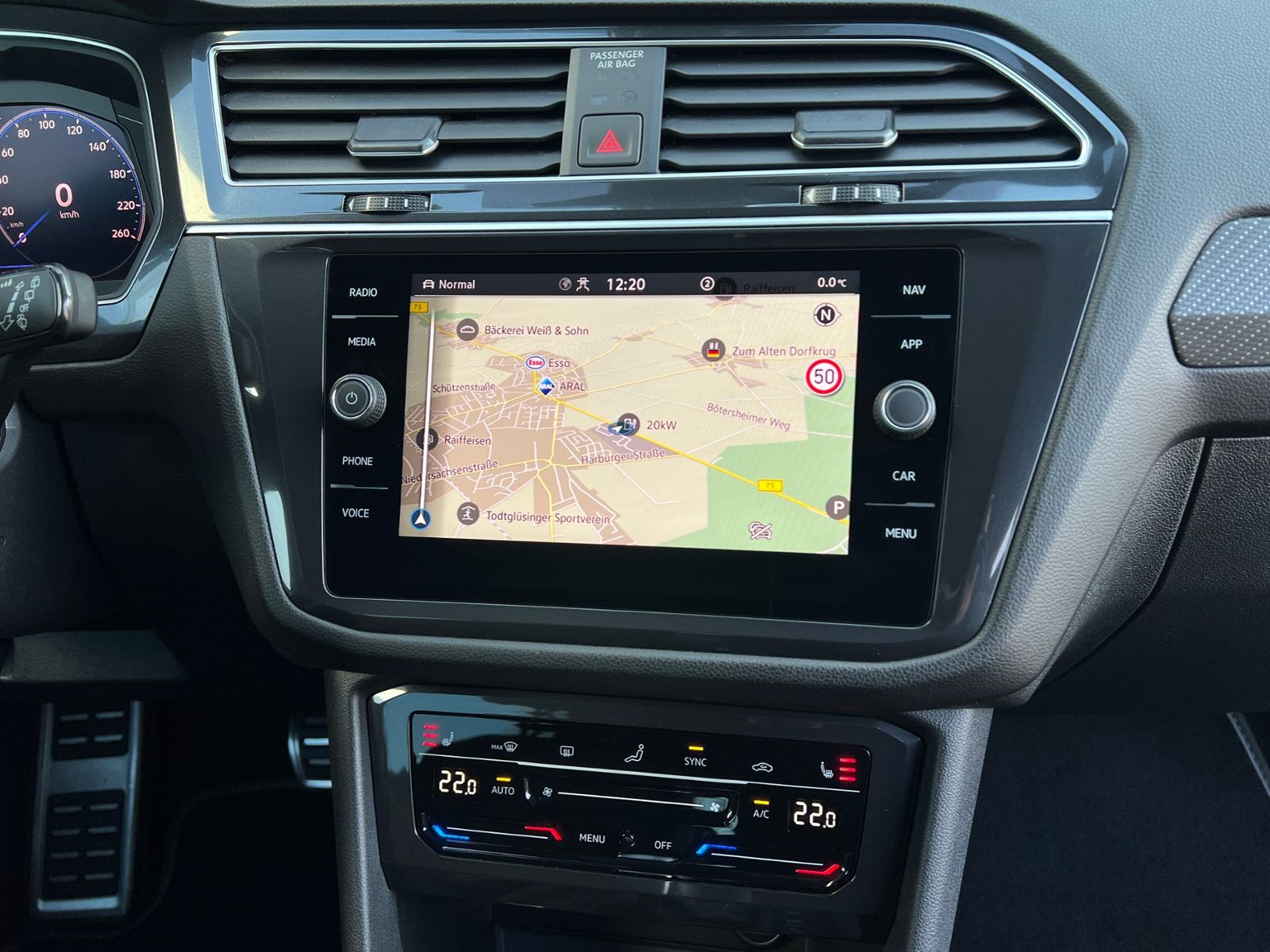 Fahrzeugabbildung Volkswagen Tiguan Allspace R-Line 2.0 TDI DSG 4MOTION *AHK,