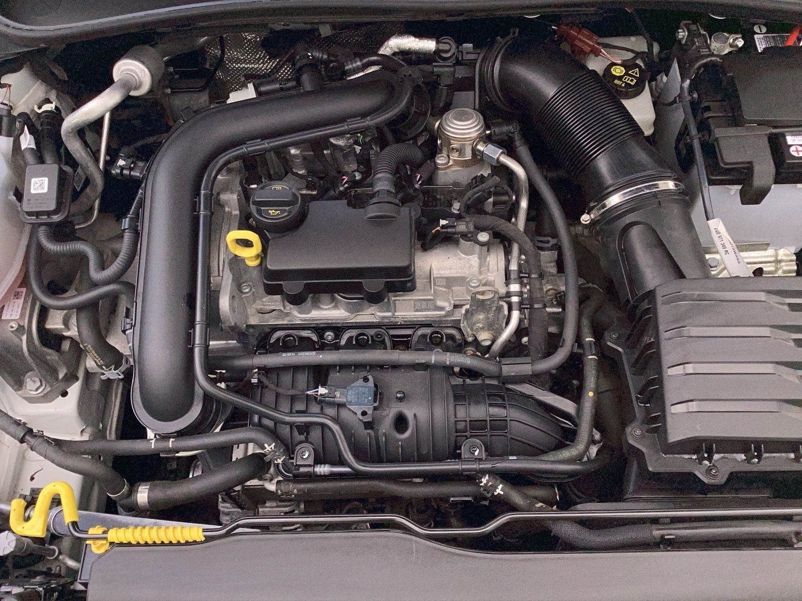 Fahrzeugabbildung Volkswagen Polo TSI Life DSG LED Klima AID DAB PDC