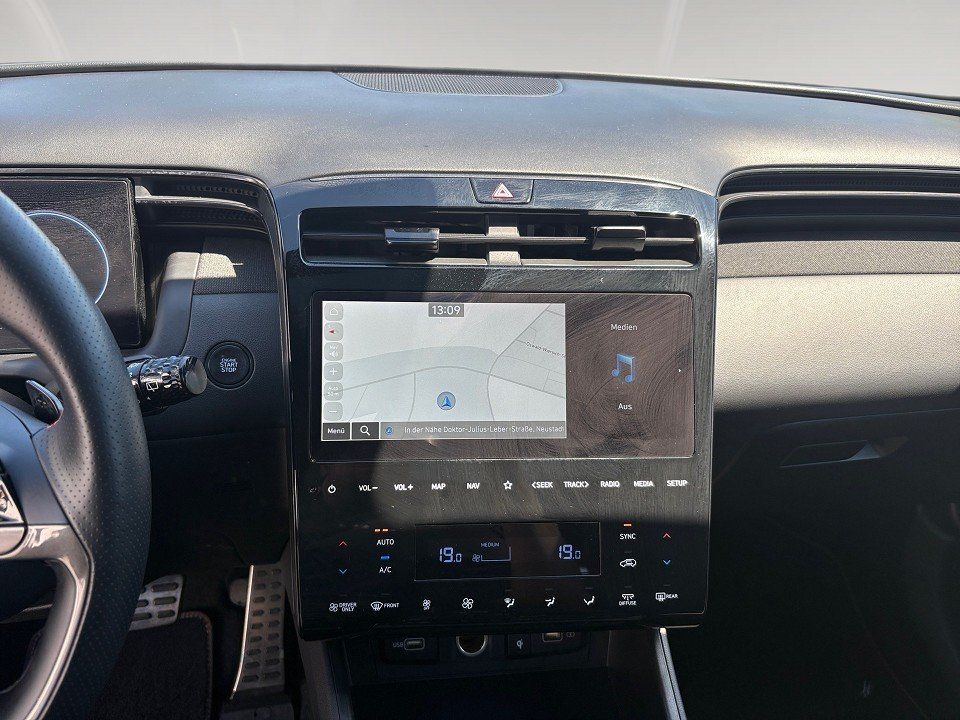 Fahrzeugabbildung Hyundai TUCSON Hybrid AWD N LINE ECS Pano Sitz-Paket Ass