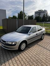 Opel Vectra TÜV NEU - Opel Vectra aus 1996