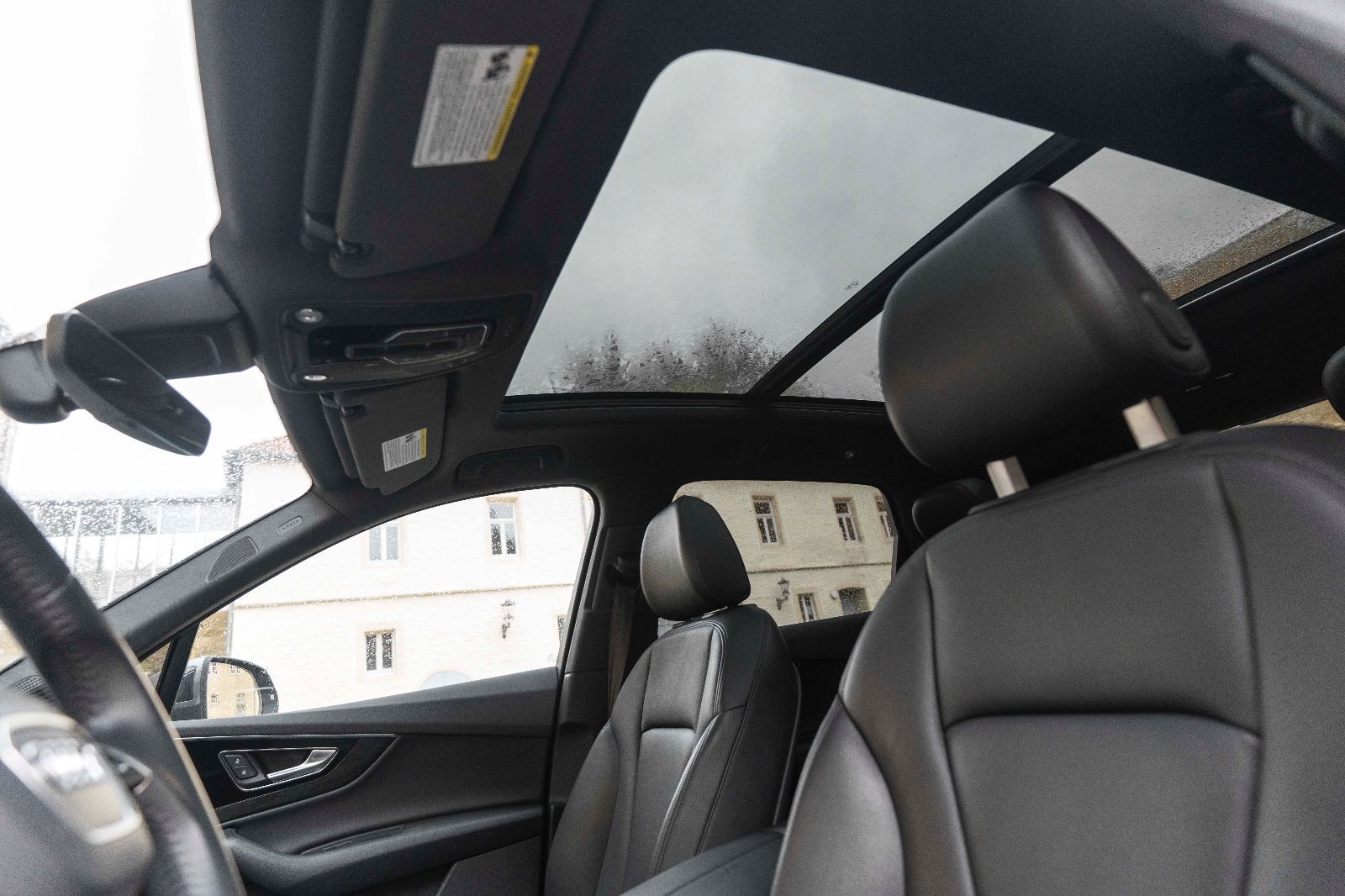 Fahrzeugabbildung Audi Q7 3.0 TFSI Quattro LED PANO NAV 7 SITZER BOSE