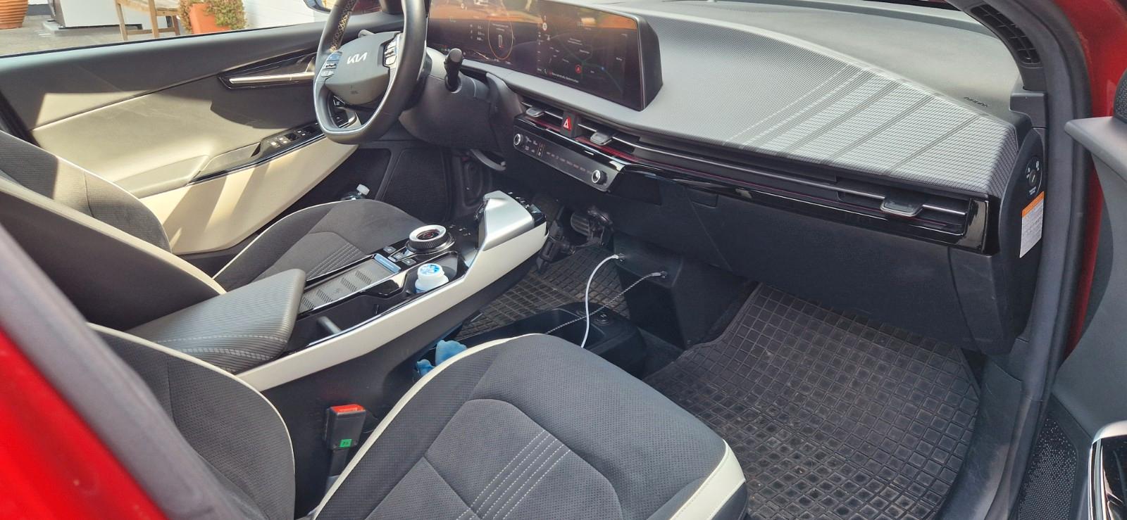 Kia EV6 77,4 kWh 168 kW Heckantrieb GT-line Pake...