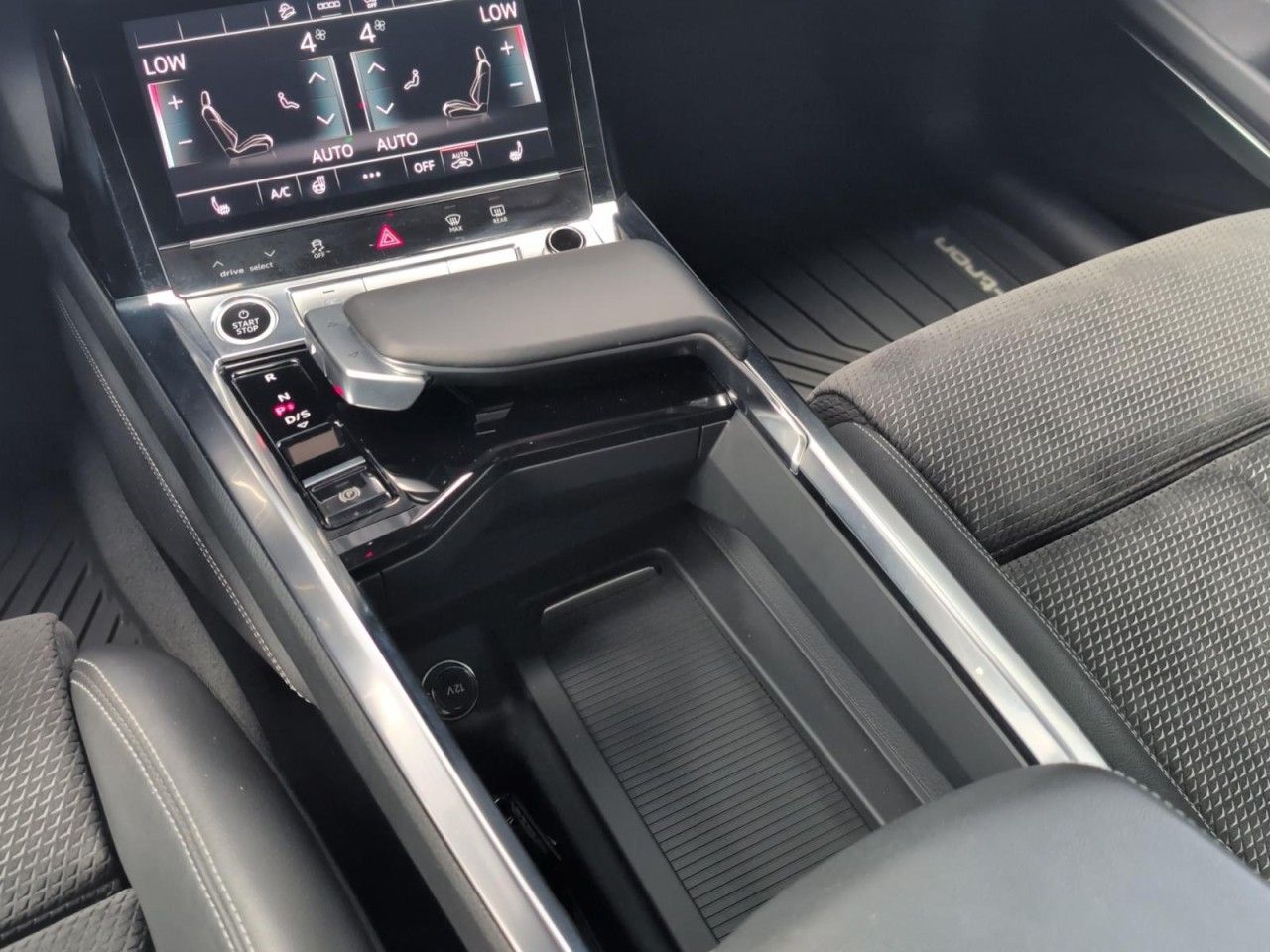 e-tron Sportback S line quattro 230 kW Klima