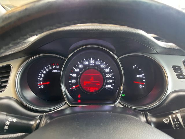 Kia Ceed Sportswagon FIFA World Cup Edition *AHK*LKH
