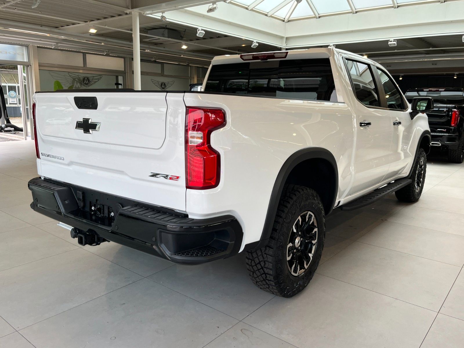 Fahrzeugabbildung Chevrolet Silverado ZR2 V8 6.2*Head-Up*360°*Offroad*AHK