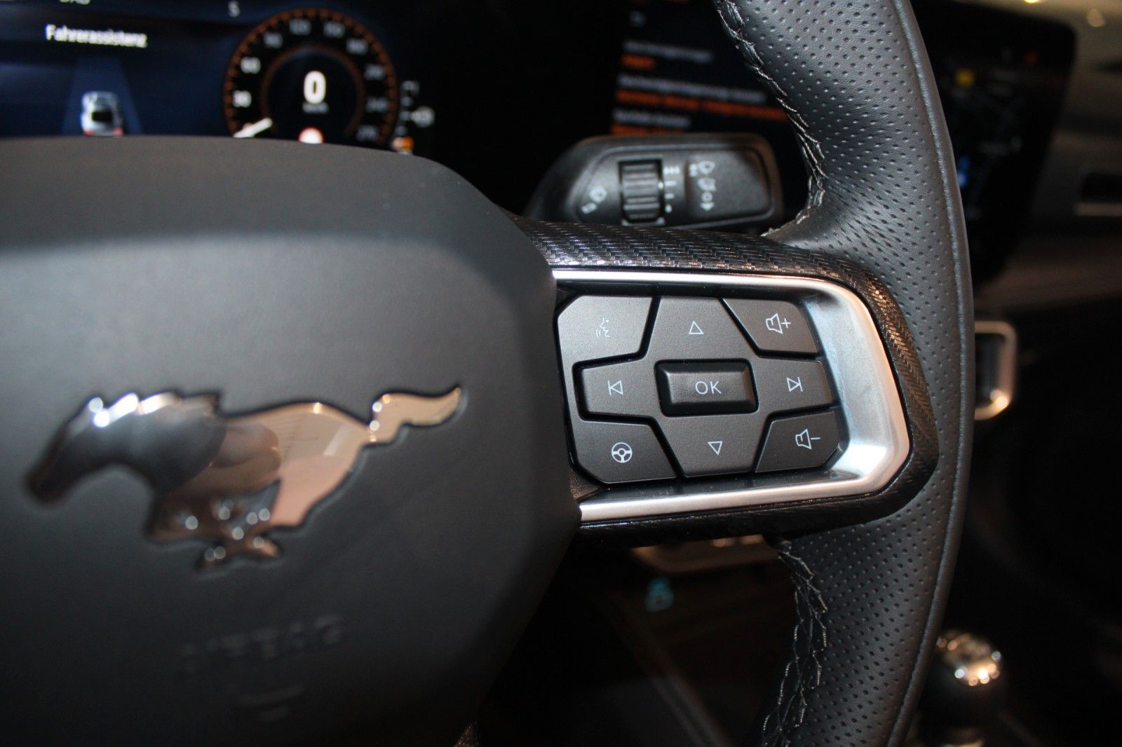 Fahrzeugabbildung Ford Mustang 5.0 V8 GT Cabrio LED ACC Kamera Leder