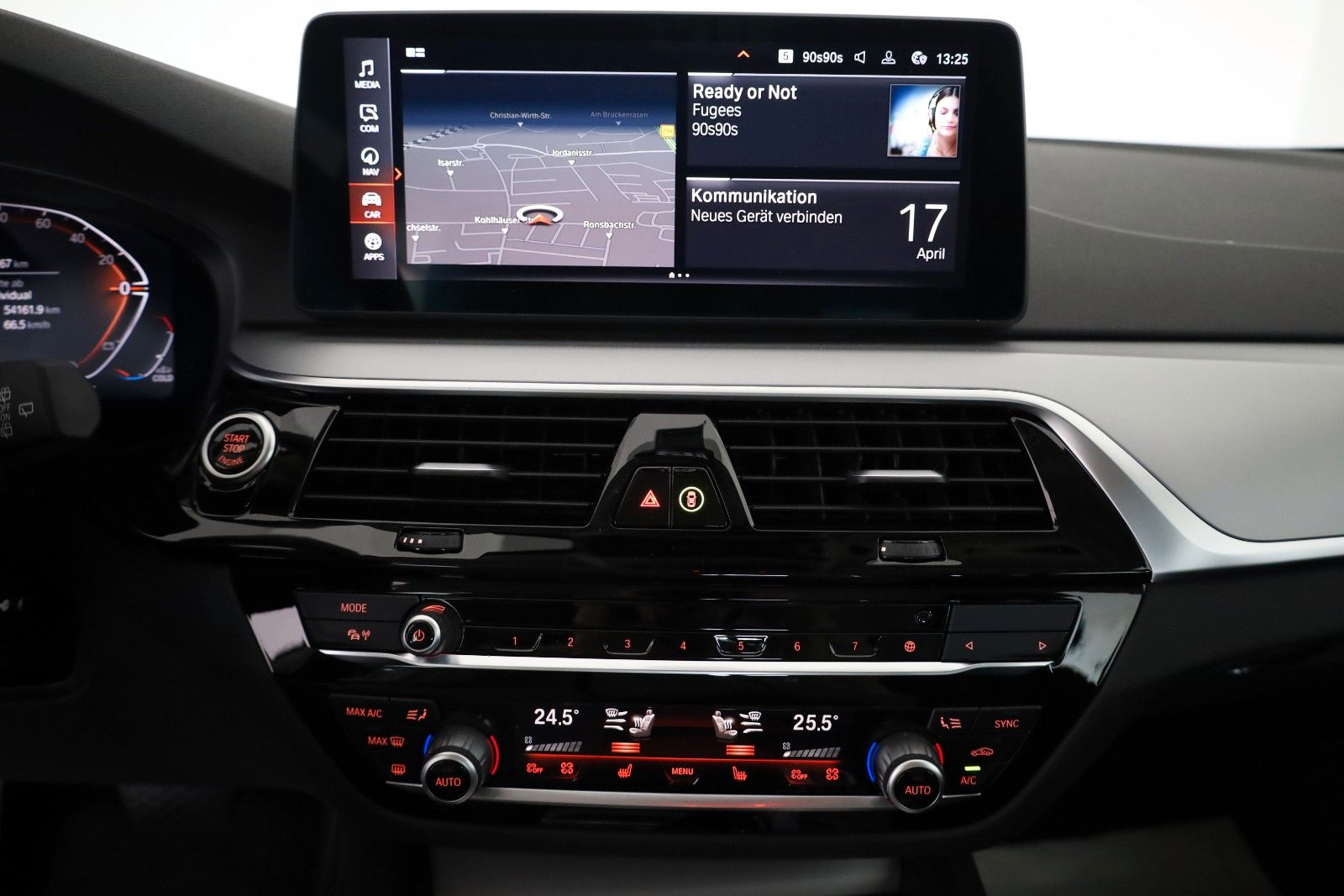 Fahrzeugabbildung BMW 520d xDrive Touring Leder,Navi,LED,Standheizung