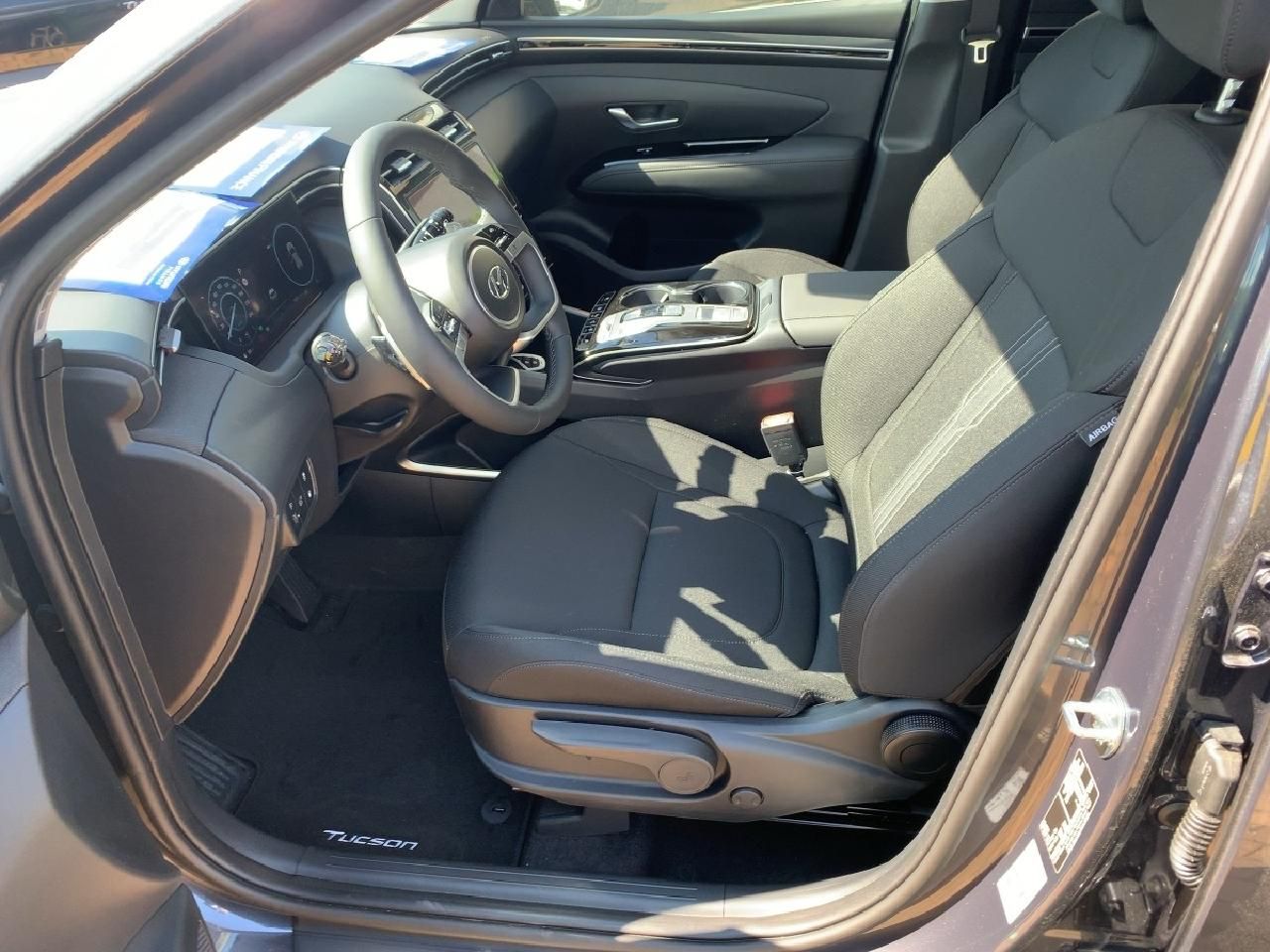 Fahrzeugabbildung Hyundai TUCSON Trend Plug-In Hybrid 4WD