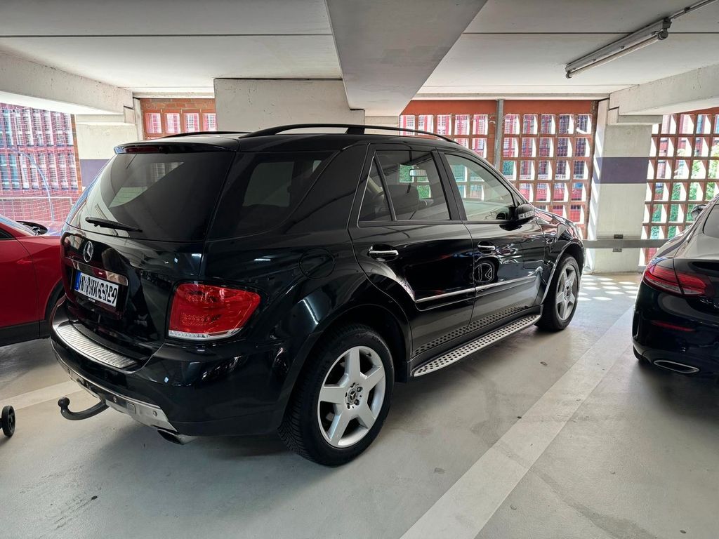 Mercedes-Benz ML 500
