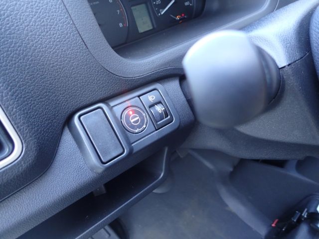 Fahrzeugabbildung Piaggio Porter NP6 LR SW LPG TOP Kofferaufbau 307Radstan