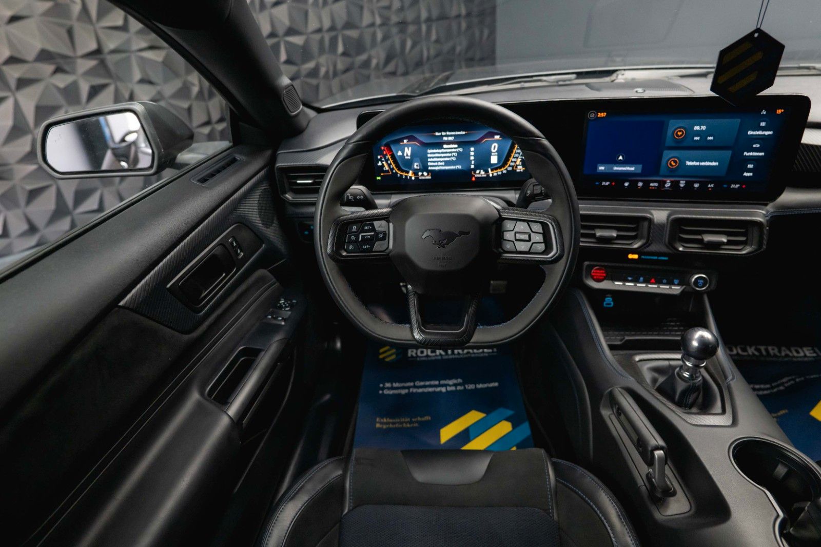 Fahrzeugabbildung Ford Mustang 5.0 Ti-VCT V8 Dark Horse TREMEC 6-Gang