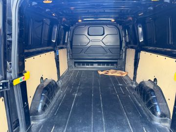 Ford Transit Custom - 11