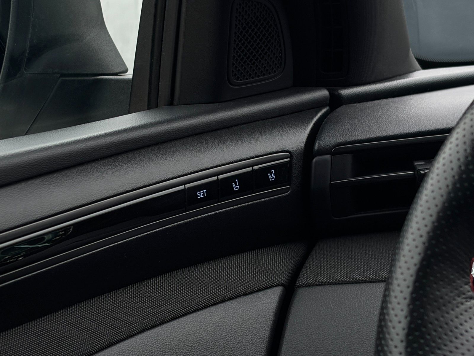 Fahrzeugabbildung Hyundai Tucson 1.6 T-GDI N-Line PHEV 4WD 360° ACC LHZ