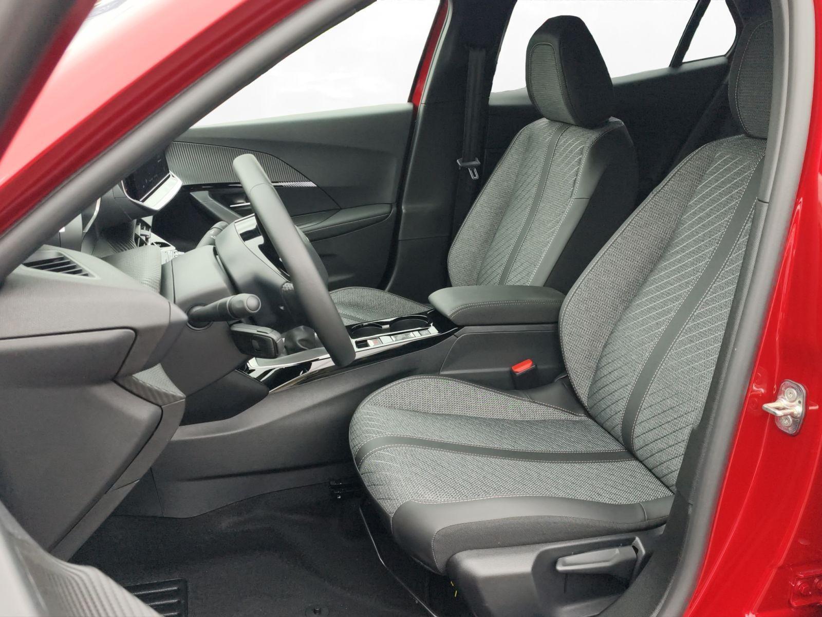Peugeot 2008 Allure 100 Deutsches Fahrzeug Fast Vollauss