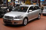 Toyota Avensis 1.8 Executive *1.HD*SHZ*KLIMA*GARANTIE* - Toyota Avensis Executive mit Benzin-Antrieb