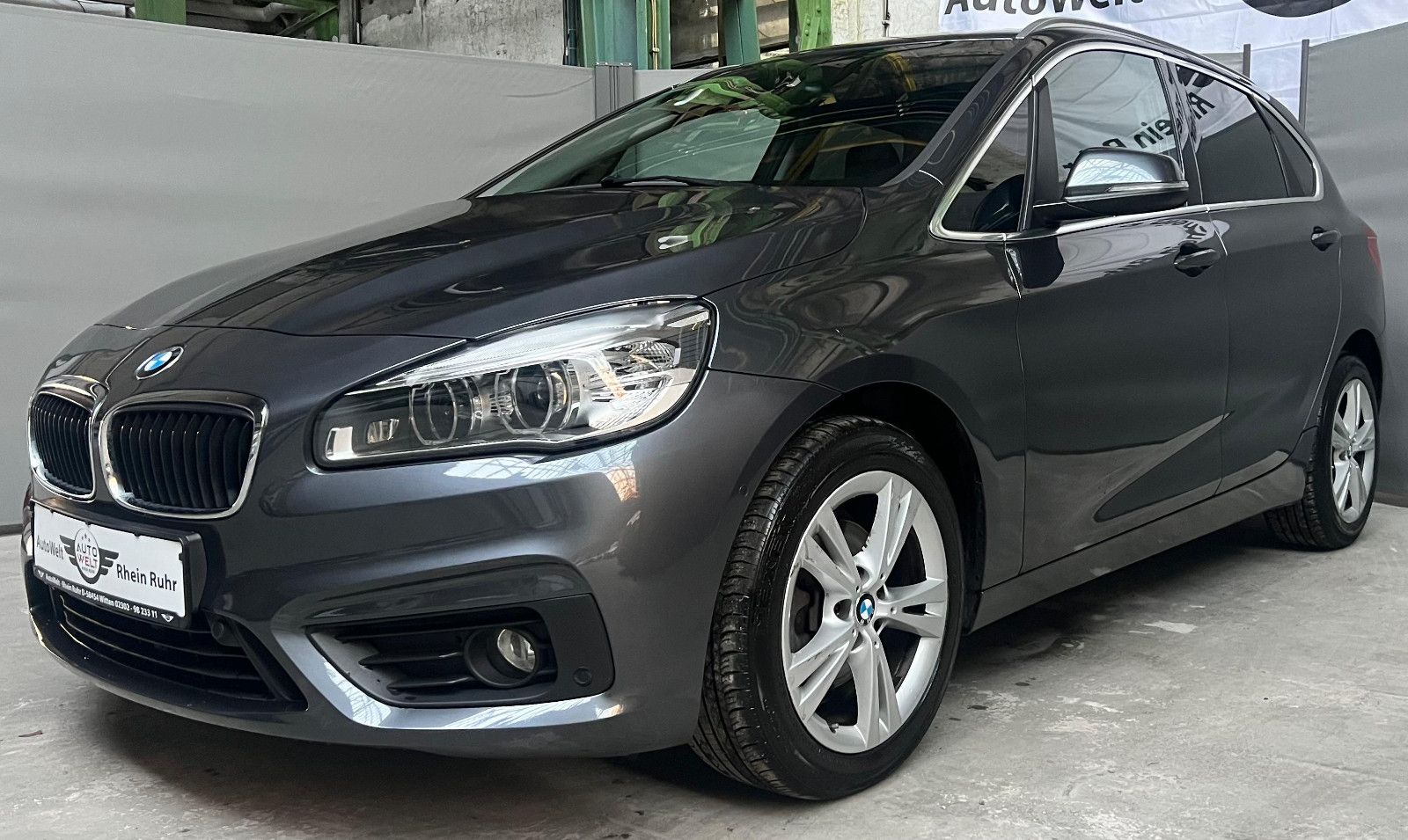 BMW 218d Active Tourer Pano. Comfort Leder Automatik
