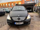 Mercedes-Benz B 200 B B 200 Turbo*Automatik*TÜV Neu*AHK* - Mercedes-Benz B-Klasse: Schwarz