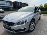 Volvo V60 Cross Country Momentum - Volvo in Norderstedt