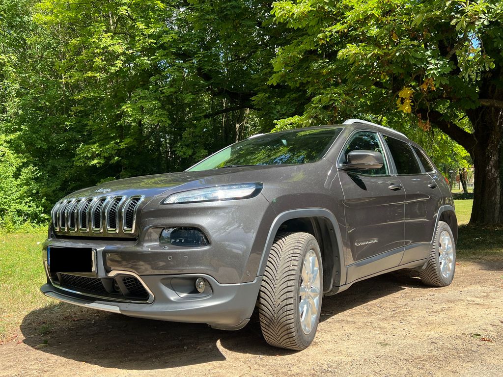 Image of Jeep Cherokee