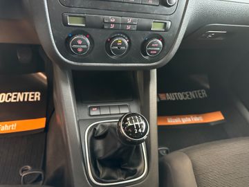 MYAUTOCENTER – Gebraucht- und Jahreswagen mit Werkstattservice in Pfaffenhofen Volkswagen Golf V Lim. Trendline *TÜV*Klima*