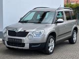 Skoda Yeti 1.2 TSI DSG Active Plus*TÜV neu*SHZ*Navi - Skoda Yeti Gebrauchtwagen
