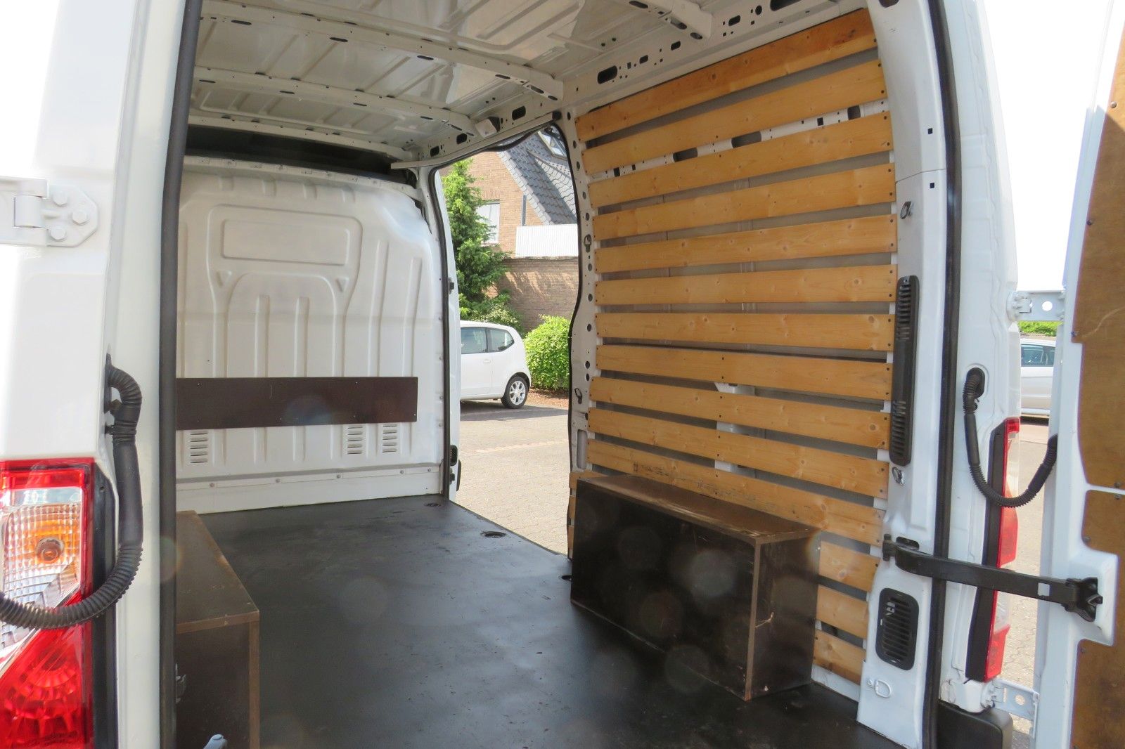 Fahrzeugabbildung Renault Master III Kasten L2H2 HKa 3,5t