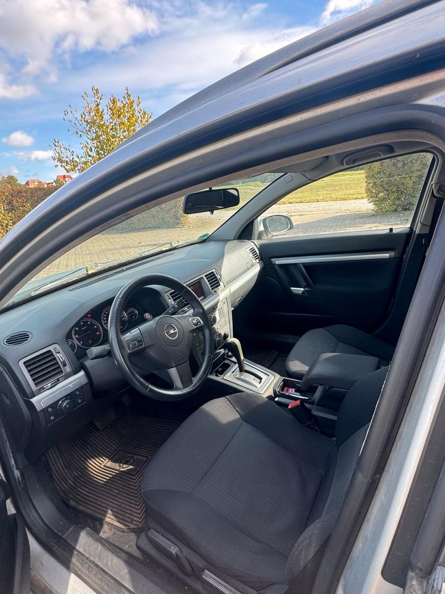 Opel Vectra 2005 — photo 5