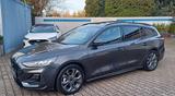 Ford Focus ST Line X-8Gang-Leder-Navi-Kamera-Pano-AHK
