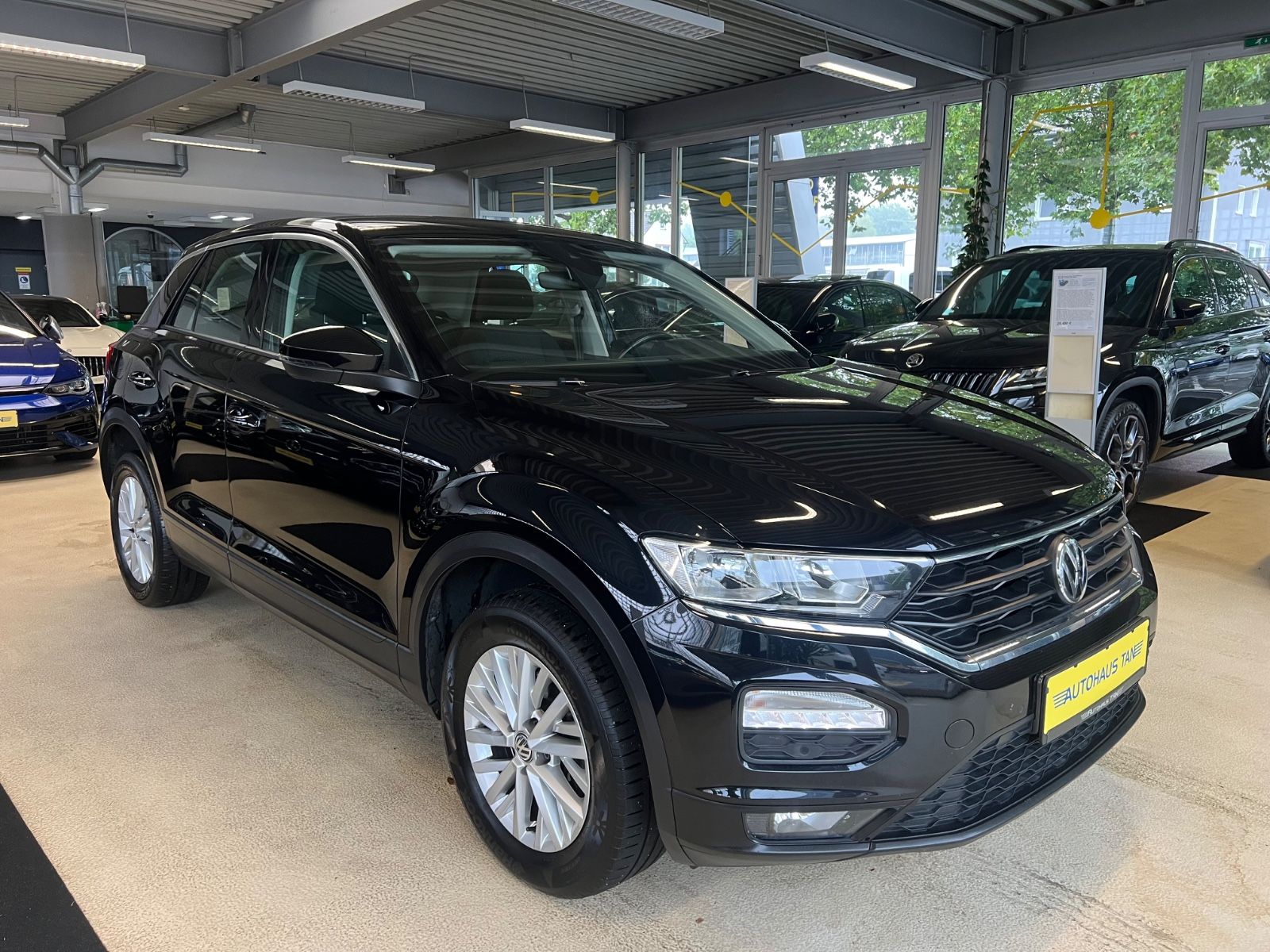 Fahrzeugabbildung Volkswagen T-Roc TDI *NAVI* CAR-PLAY *
