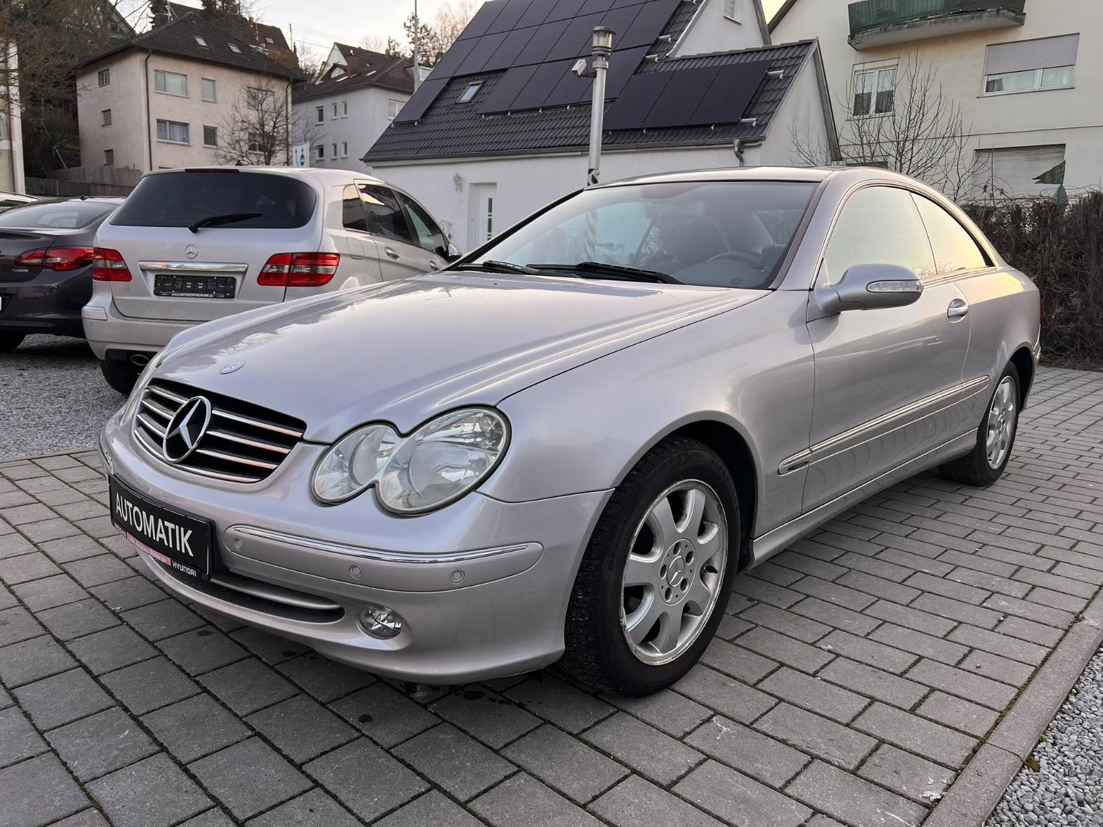 Mercedes-Benz CLK 200 KOMPRESSOR SCH.DACH PDC SHZ 1HAND