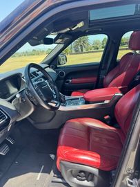 Land-Rover Range Rover Sport - 11