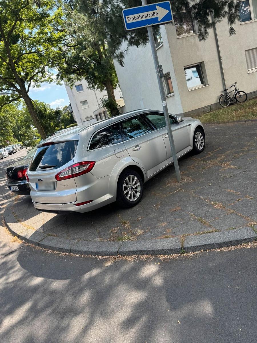 Ford Mondeo 2012 — photo 6