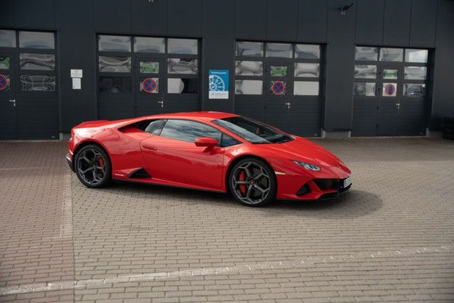 Fahrzeugabbildung Lamborghini Huracán EVO*LIFT*DAB*PDC*CAM*LDS*Mietkauf