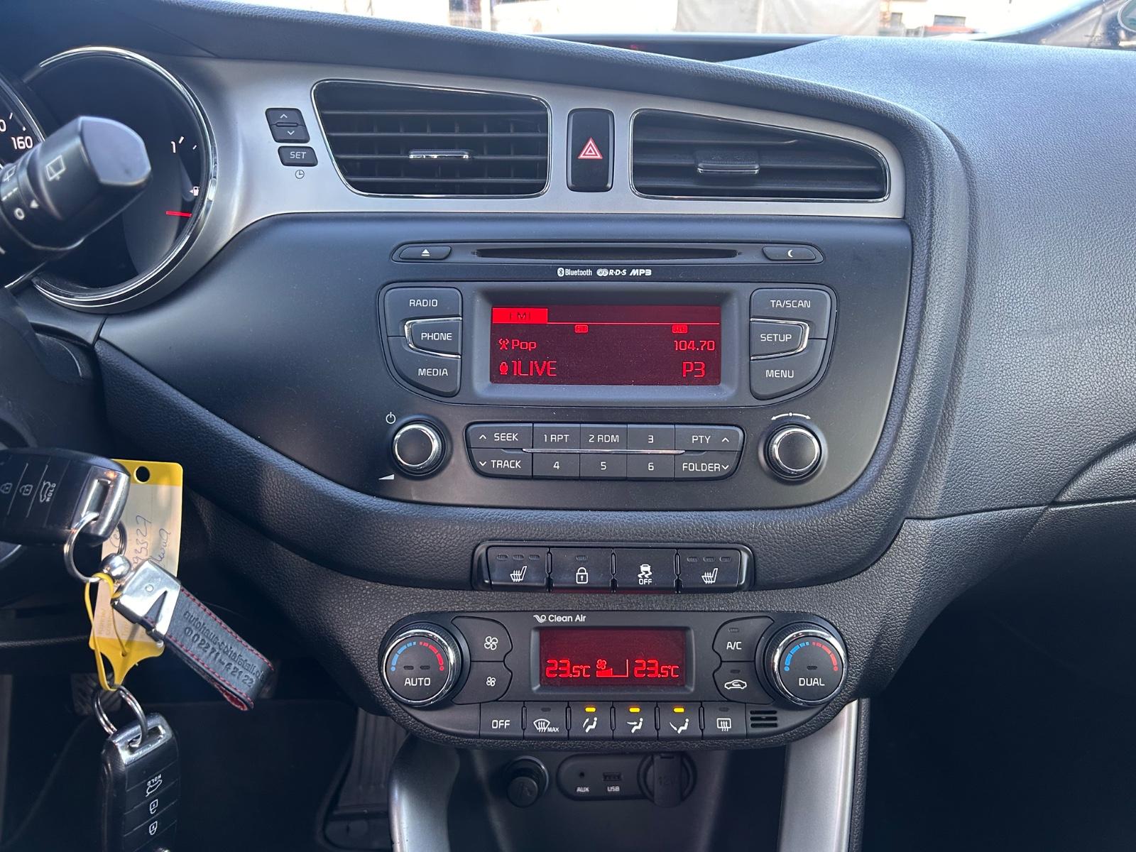 Kia cee'd 2014 — photo 9
