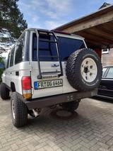 Toyota Land Cruiser HZJ 76 - Toyota: Hzj