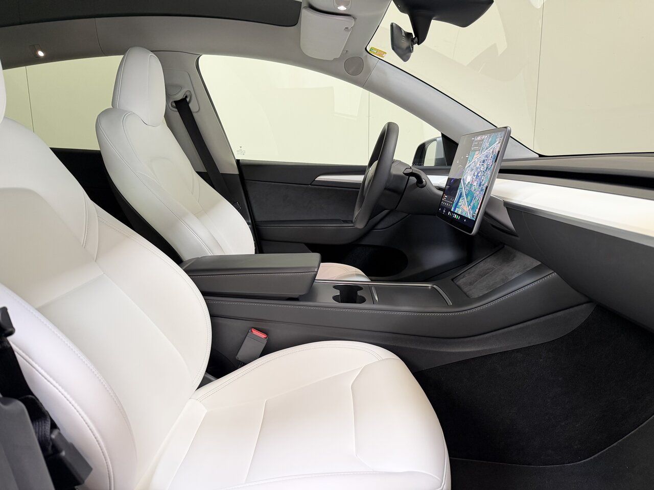 Tesla Model Y  Long Range Dual Motor - Performance - S imagem 2