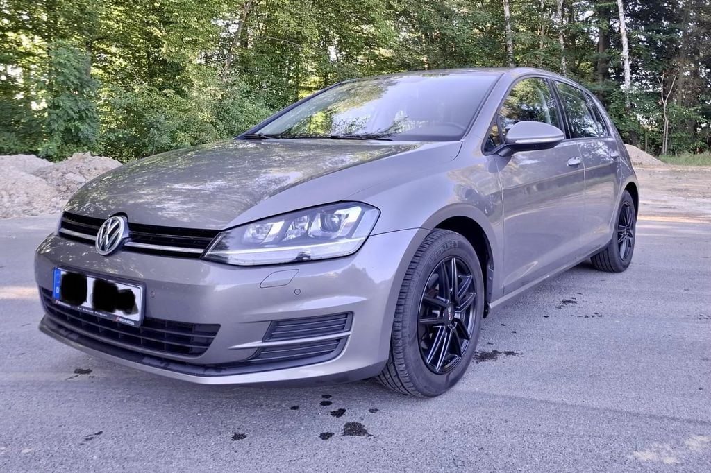 Image of Volkswagen Golf