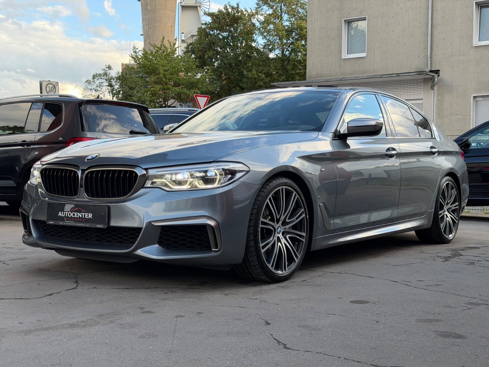 BMW M550i xDri NAVI/LEDER/GLASDACH/20ZOLL/HUD/HARMAN