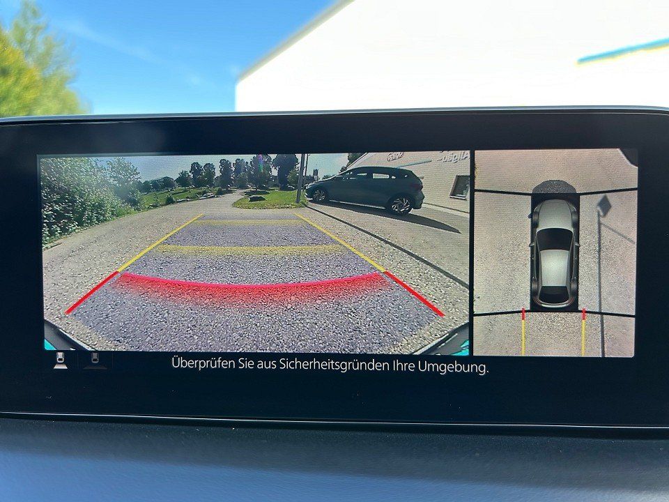 Fahrzeugabbildung Mazda 3 SKY-X 186 SELECTION AHK DES/PRE-P GARANTIE6/28