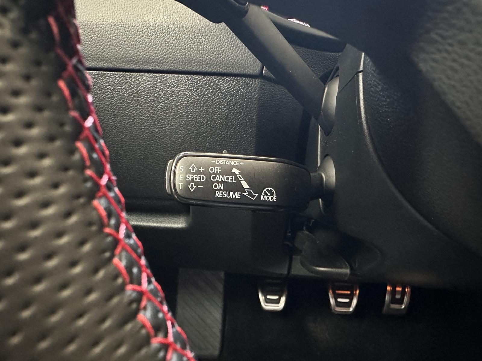 Skoda Octavia RS Navi LED ACC PDC SHZ AHK