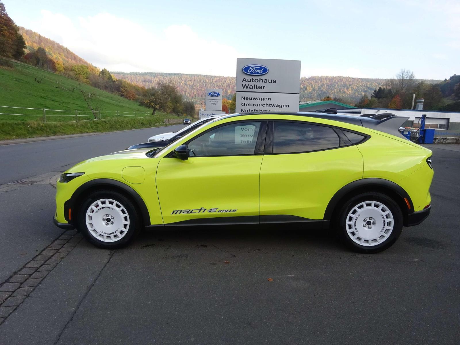 Ford Mustang Mach-E GT AWD  Mach-E Rally-Paket