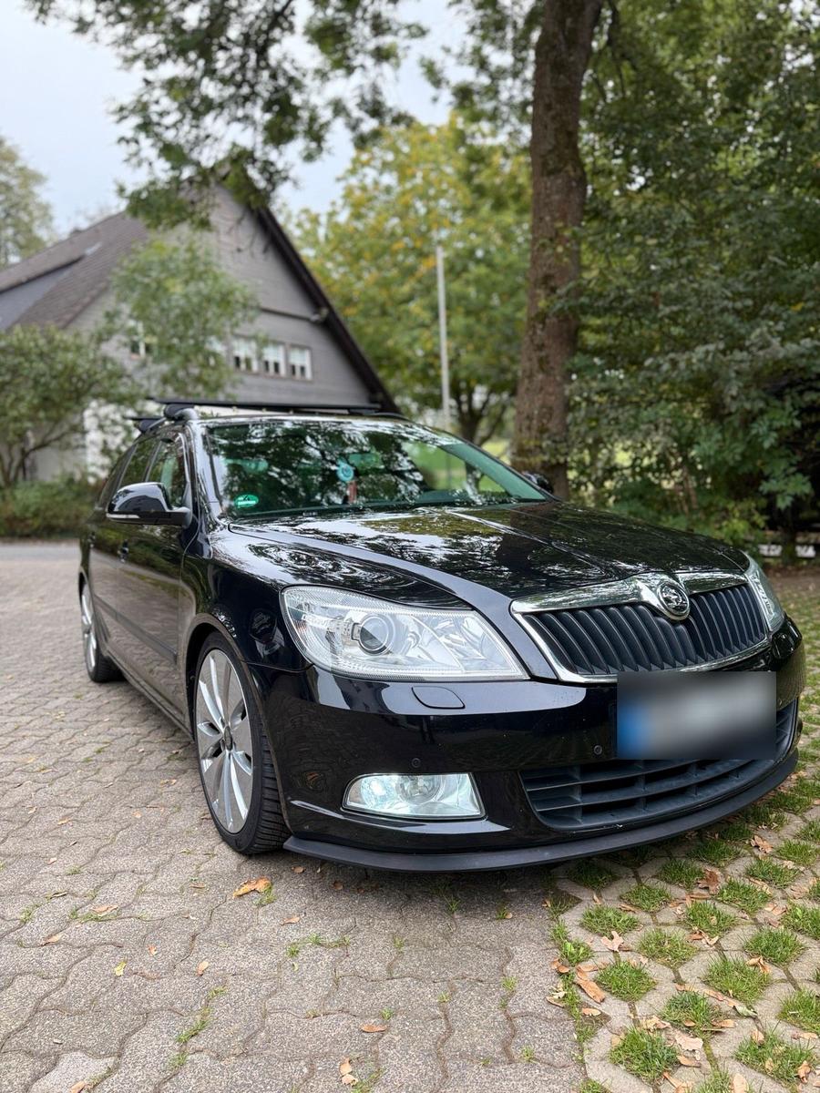 Skoda Octavia 2012 — engine 170 HP (125kW)