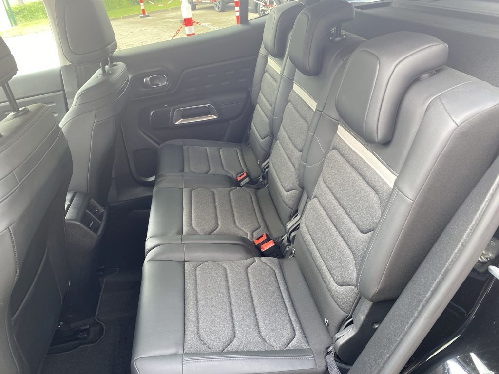 Fahrzeugabbildung Citroën C5 Aircross Hybrid 145 Automatik MAX *Allwetter*