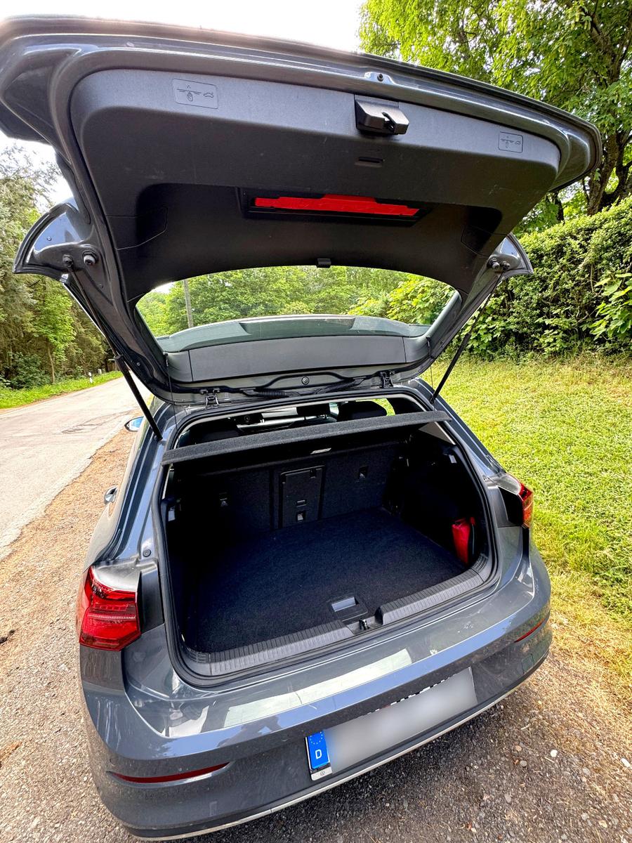Volkswagen Golf 8 2.0 TDI DSG Matrix Standh. AHK ACC, миниатюра 6
